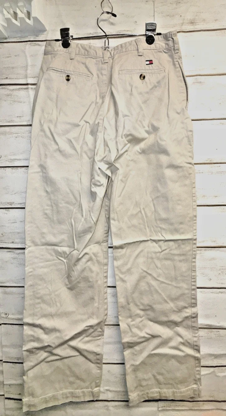33X33 Tommy Hilfiger Tan Khaki Chino Pants Mens Flat Front Logo Flag Cotton EUC